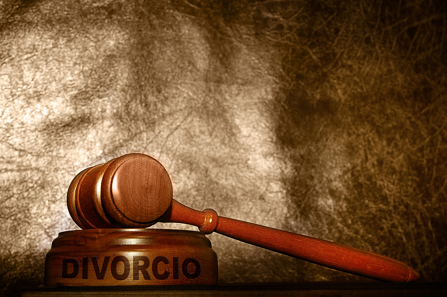 Divorce in foreign country vs. Illinois